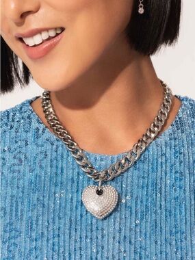 paparazzi Silver Pavé Heart Pendant Curb Chain Necklace adjustable clasp closure